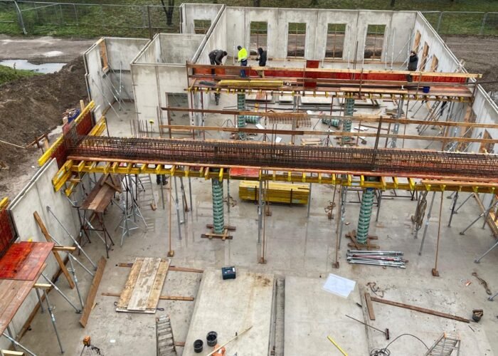 sicht-von-oben Sicht von oben auf das noch nicht fertige Gebäude